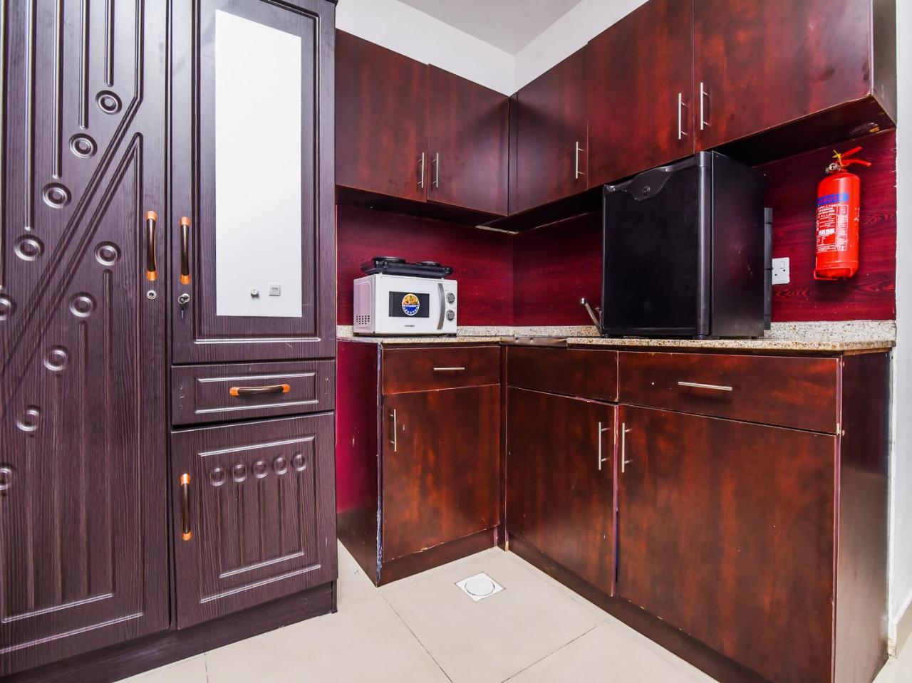 Oyo 138 Empire Hotel Apartments Dubai Exterior foto